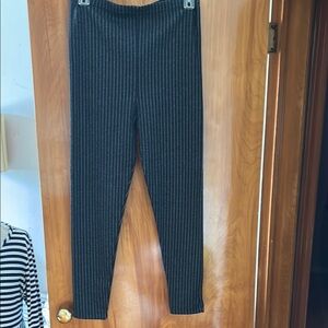 Casual gray Leggings with White Pinstripes